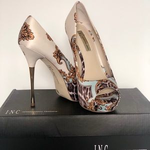 INC international Concepts pump heel size 6